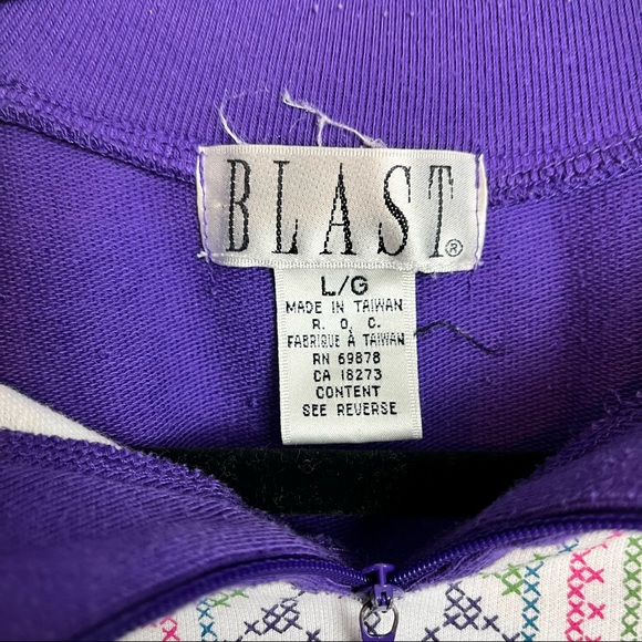 Vintage cross-stitch top - Picture 5 of 5